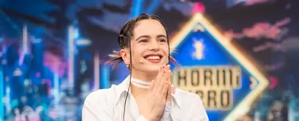 La confesión de Rosalía sobre Rauw Alejandro: "Hemos sobrevivido a un lanzamiento" La confesión de Rosalía sobre Rauw Alejandro: "Hemos sobrevivido a un lanzamiento"