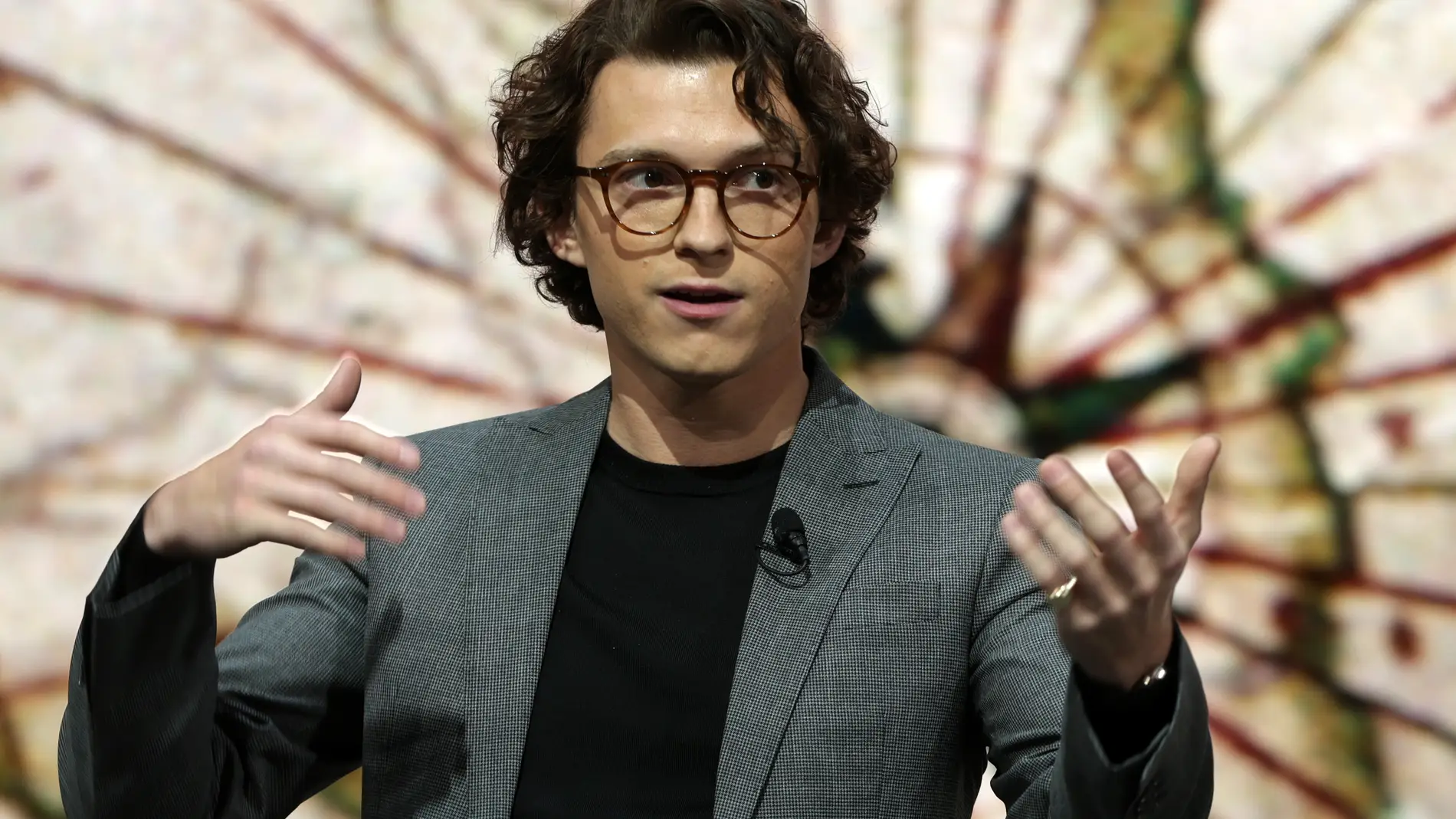 Tom Holland se sincera sobre su relación con las redes sociales y cómo le afecta lo que los demás piensan de él Tom Holland se sincera sobre su relación con las redes sociales y cómo le afecta lo que los demás piensan de él