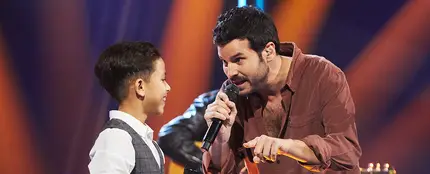 ¡Qué bonito! Willy Bárcenas canta junto al equipo de Sebastián Yatra y Rosario en la Semifinal ¡Qué bonito! Willy Bárcenas canta junto al equipo de Sebastián Yatra y Rosario en la Semifinal