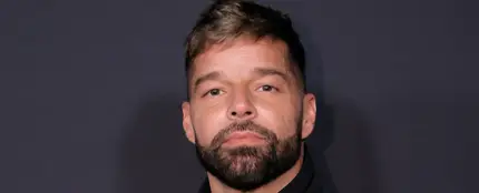 Ricky Martin, acusado de haber sido infiel a su ya exmarido Jwan Yosef. Ricky Martin, acusado de haber sido infiel a su ya exmarido Jwan Yosef.