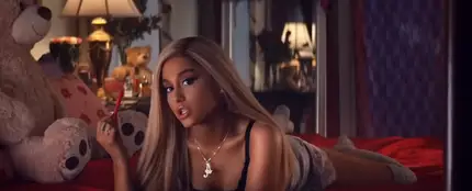 Ariana Grande en 'Thank U, next' Ariana Grande en 'Thank U, next'