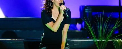 La inexplicable caida en dominó de los fans de Lana del Rey en su concierto en México La inexplicable caida en dominó de los fans de Lana del Rey en su concierto en México