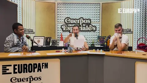 Eva Soriano se queja de que solo se hable de la lluvia en Madrid en 'EL GRAN MADRÍX', su nueva canción de 'Cuerpos especiales' Eva Soriano se queja de que solo se hable de la lluvia en Madrid en 'EL GRAN MADRÍX', su nueva canción de 'Cuerpos especiales'