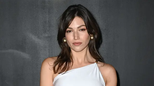 Úrsula Corberó, en el desfile de Yves Saint Laurent.