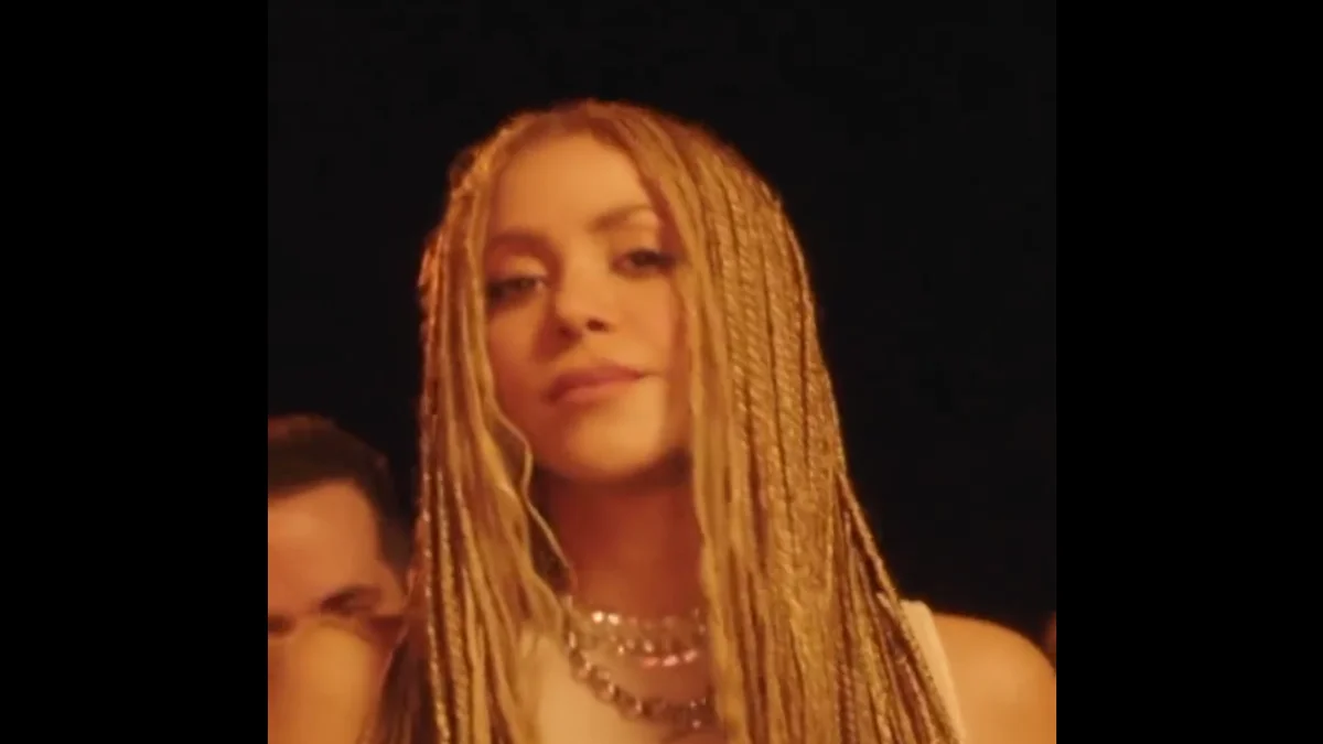 Shakira estrena su nueva canción, 'El jefe' con dardo hacia su