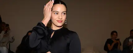 Rosalía en la Fashion Week de París Rosalía en la Fashion Week de París