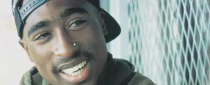 El rapero Tupac en una foto de archivo El rapero Tupac en una foto de archivo