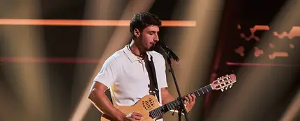 De cantar en la calle a conquistar el plató de La Voz, así ha sido la actuación de Miguel De cantar en la calle a conquistar el plató de La Voz, así ha sido la actuación de Miguel