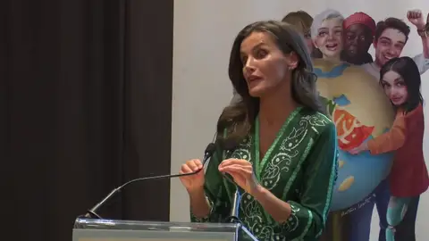 La reina Letizia arrasa en redes tras rapear por la salud mental La reina Letizia arrasa en redes tras rapear por la salud mental