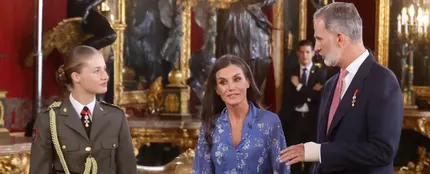 Los reyes Felipe y Letizia junto a la princesa Leonor Los reyes Felipe y Letizia junto a la princesa Leonor