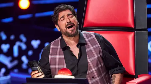 Los coaches protagonizan un momento único cantando Desde cuando de Alejandro Sanz Los coaches protagonizan un momento único cantando Desde cuando de Alejandro Sanz