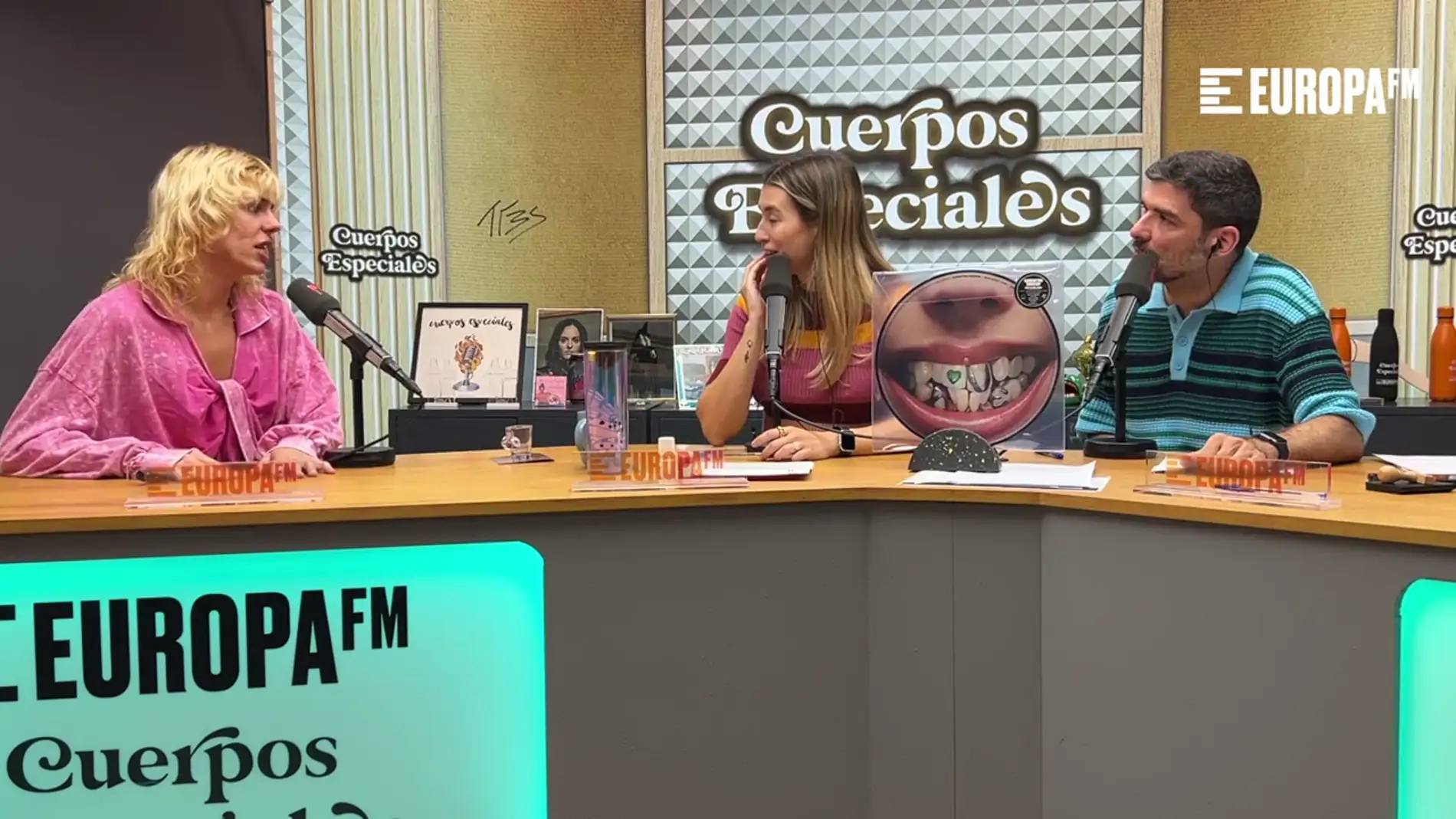 Samantha Hudson, nominada al EMA: "Me molestaría que ganase Quevedo porque es la antítesis, yo la más trans y él el más cis" Samantha Hudson, nominada al EMA: "Me molestaría que ganase Quevedo porque es la antítesis, yo la más trans y él el más cis"