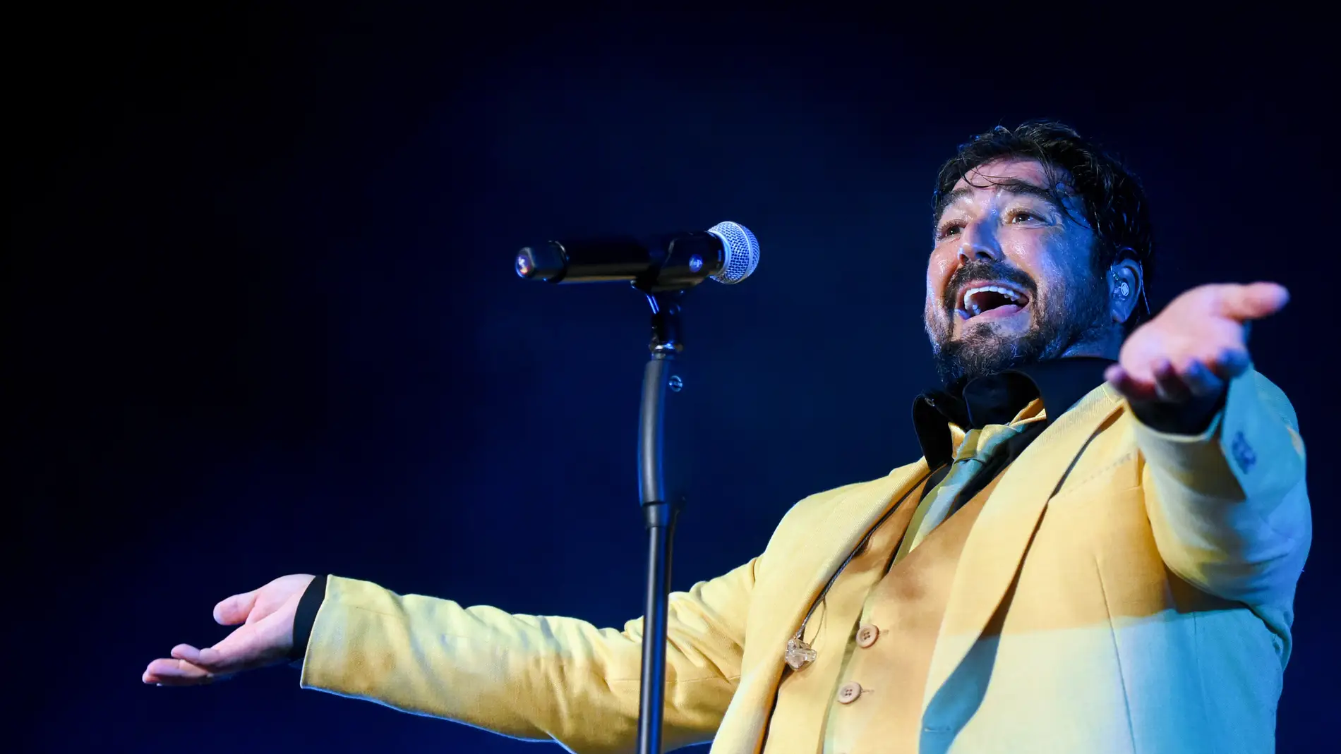 El cantante Antonio Orozco durante una actuación. El cantante Antonio Orozco durante una actuación.