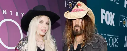 Billy Ray Cyrus y Firerose Billy Ray Cyrus y Firerose