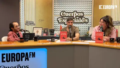 Felipe Mateos: "Le pedí una foto a Ayuso y le faltó decirme: '¿dónde están tus padres?" Felipe Mateos: "Le pedí una foto a Ayuso y le faltó decirme: '¿dónde están tus padres?"