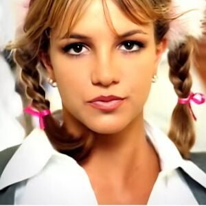 Britney Spears, en el videoclip de &#39;...Baby One More Time&#39;