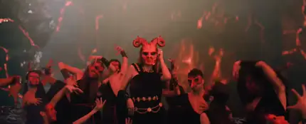 Taylor Swift en el videoclip de 'Karma' Taylor Swift en el videoclip de 'Karma'