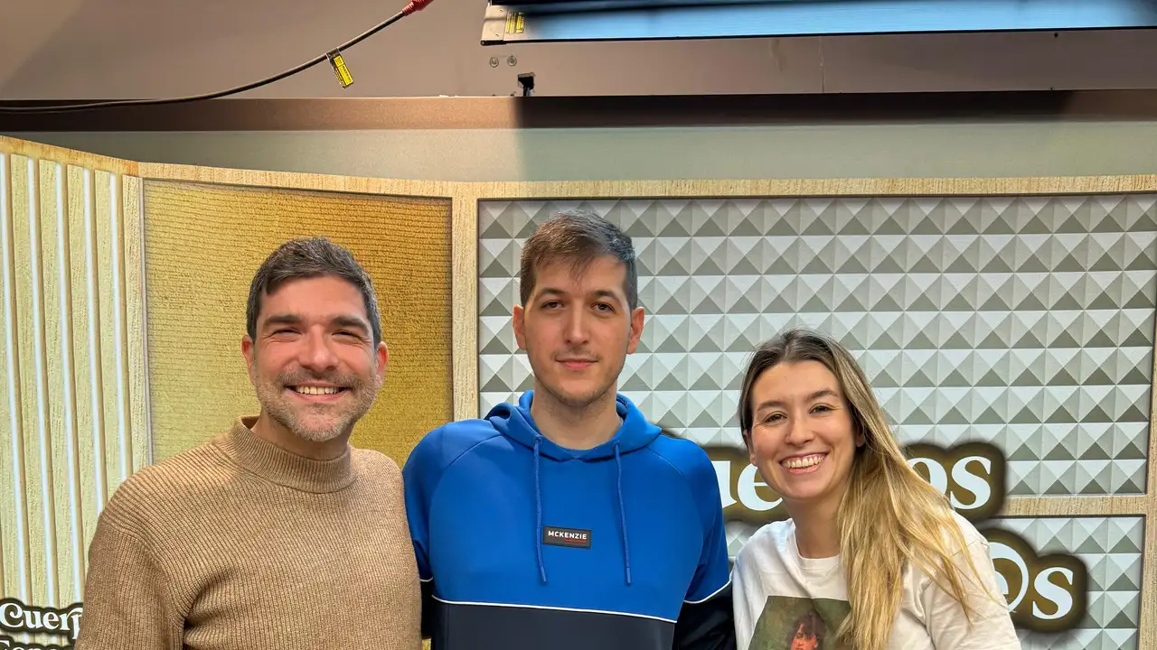 Eva Soriano y Nacho García con el rapero Chuty. Eva Soriano y Nacho García con el rapero Chuty.