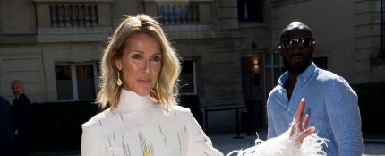 Céline Dion, en la Semana de la Moda de París en julio de 2019.