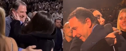 Adele rompe a llorar durante un concierto al ver al doctor que trajo al mundo a su hijo Adele rompe a llorar durante un concierto al ver al doctor que trajo al mundo a su hijo