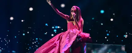 Tini impresiona con su versión de 'I will always love you' de Whitney Houston Tini impresiona con su versión de 'I will always love you' de Whitney Houston