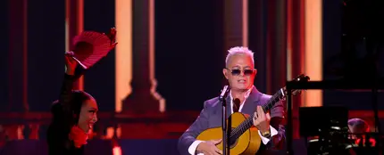 Alejandro Sanz canta 'Corazón Partío' en los Latin Grammy 2023 Alejandro Sanz canta 'Corazón Partío' en los Latin Grammy 2023