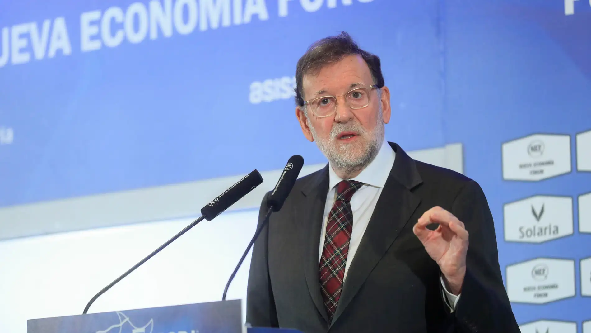 Rajoy llama a la resistencia cívica ante el ruido y falsedad instalada en España Rajoy llama a la resistencia cívica ante el ruido y falsedad instalada en España