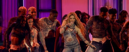 La explosiva actuación de Shakira con Bizarrap en la gala de los Latin Grammy
