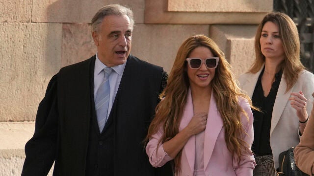 La cantante Shakira a su llegada a la Audiencia de Barcelona este lunes 