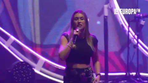 Eva Soriano irrumpe en el concierto de las Ginebras y canta en directo en el WiZink Center Eva Soriano irrumpe en el concierto de las Ginebras y canta en directo en el WiZink Center
