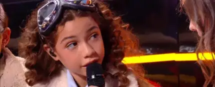 Sandra Valero, hablando con una de las presentadoras de Eurovisión Junior 2023. Sandra Valero, hablando con una de las presentadoras de Eurovisión Junior 2023.
