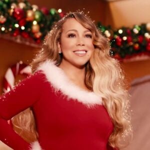 Mariah Carey canta a la Navidad en &#39;All I Want For Christmas Is You&#39; 