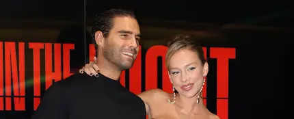 Los actores Ester Expósito y Nicolás Furtado en el estreno de la película 'Perdidos en la noche de París'. Los actores Ester Expósito y Nicolás Furtado en el estreno de la película 'Perdidos en la noche de París'.