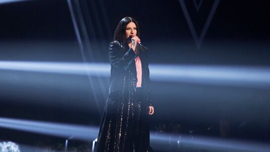 La actuaci&oacute;n estelar de Laura Pausini sorprende a los coaches en su regreso a La Voz