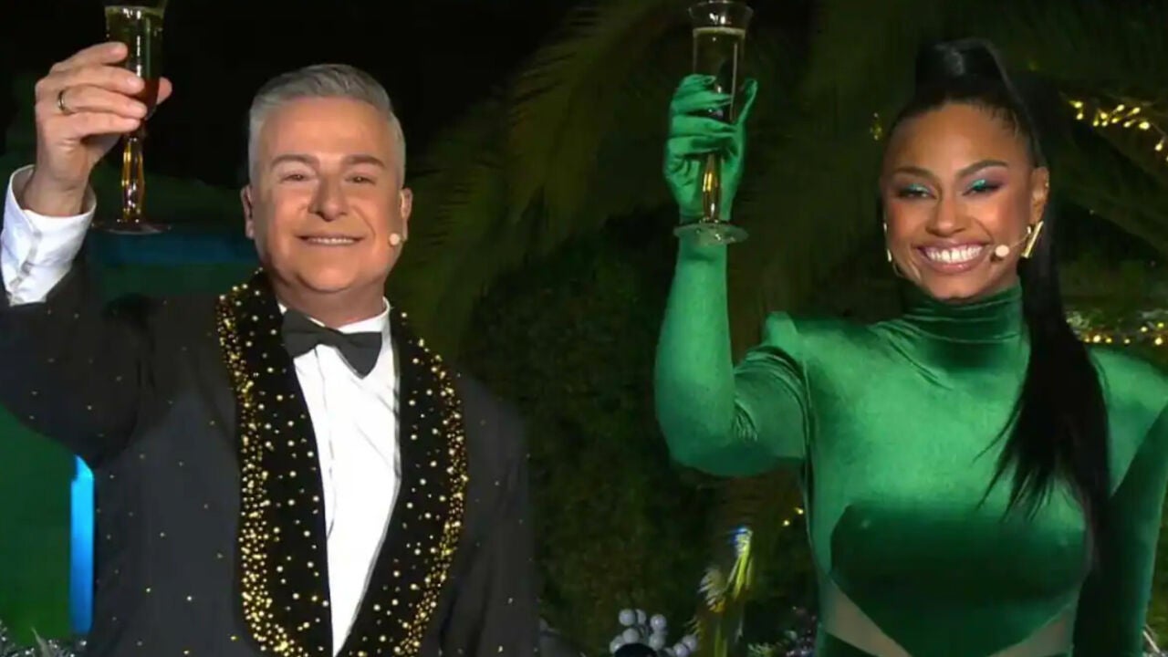 El fallo viral de Nia y Roberto Herrera en la retransmisión desde las