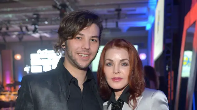 Navarone Garibaldi y Priscilla Presley