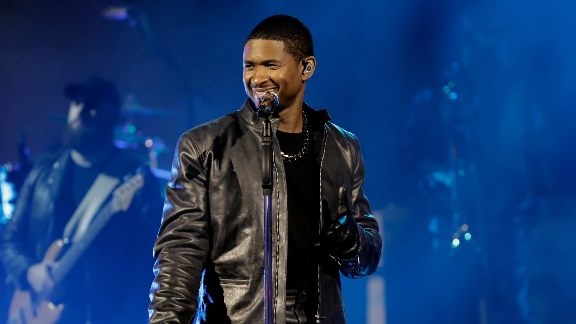 Usher, en concierto