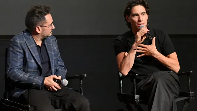Quién es Enzo Vogrincic, el actor de 'La sociedad de la nieve' que no para de robar corazones