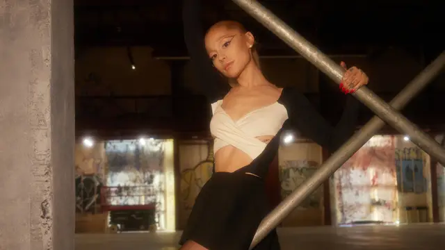 Llueven las críticas a Ariana Grande por la letra de 'yes, and?'