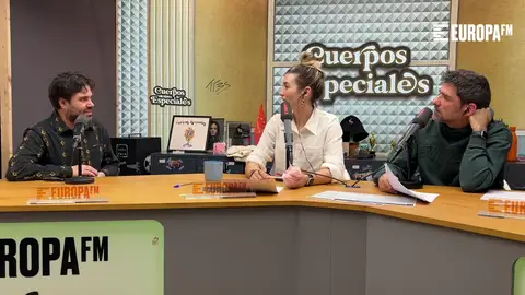 Joe Crepúsculo: "Me siento a gusto en el mainstream aunque hago música rara, soy un tipo raro" Joe Crepúsculo: "Me siento a gusto en el mainstream aunque hago música rara, soy un tipo raro"