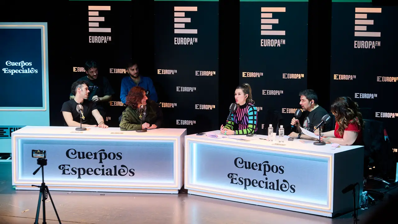 Arde Bogotá, durante su entrevista en el especial 500 programas de 'Cuerpos especiales'. Arde Bogotá, durante su entrevista en el especial 500 programas de 'Cuerpos especiales'.