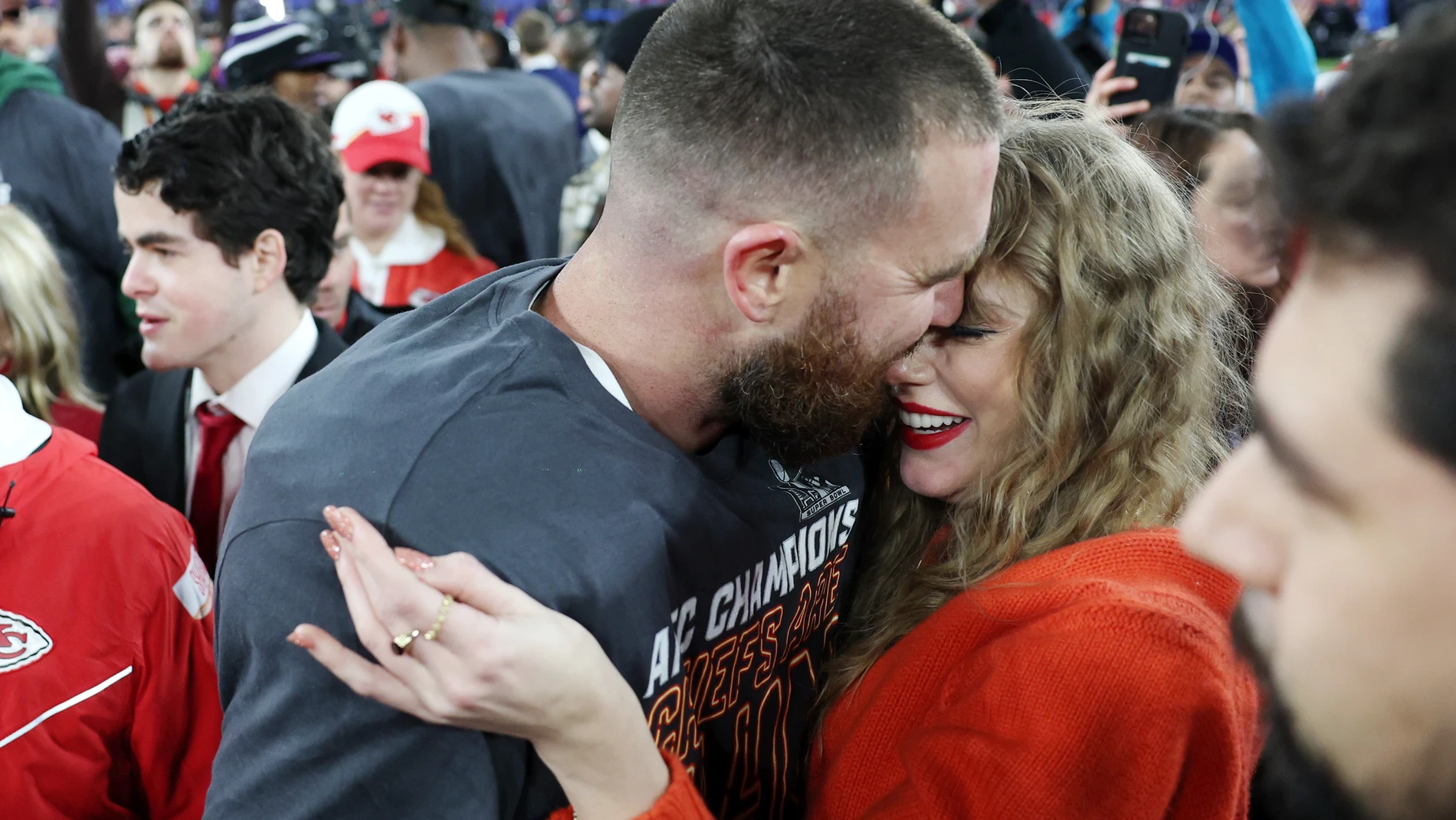 Taylor Swift y Travis Kelce  Taylor Swift y Travis Kelce