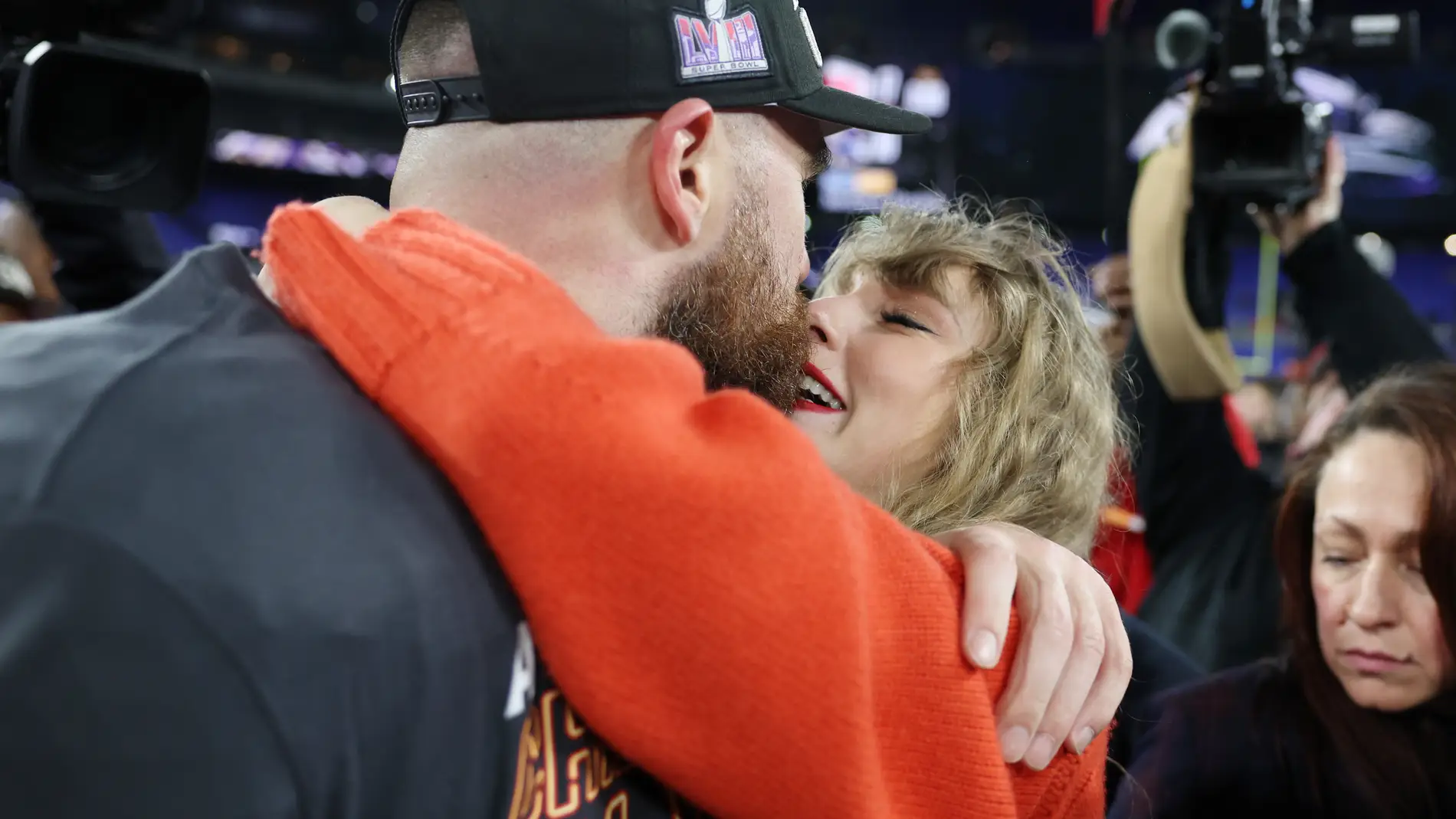 Taylor Swift y Travis Kelce Taylor Swift y Travis Kelce