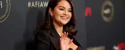 El nuevo look de Selena Gomez para su próximo papel cinematográfico El nuevo look de Selena Gomez para su próximo papel cinematográfico