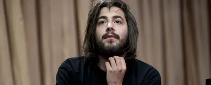 Salvador Sobral, ganador de Eurovisión 2017, opina sobre 'Zorra', la canción que representará a España en el festival Salvador Sobral, ganador de Eurovisión 2017, opina sobre 'Zorra', la canción que representará a España en el festival