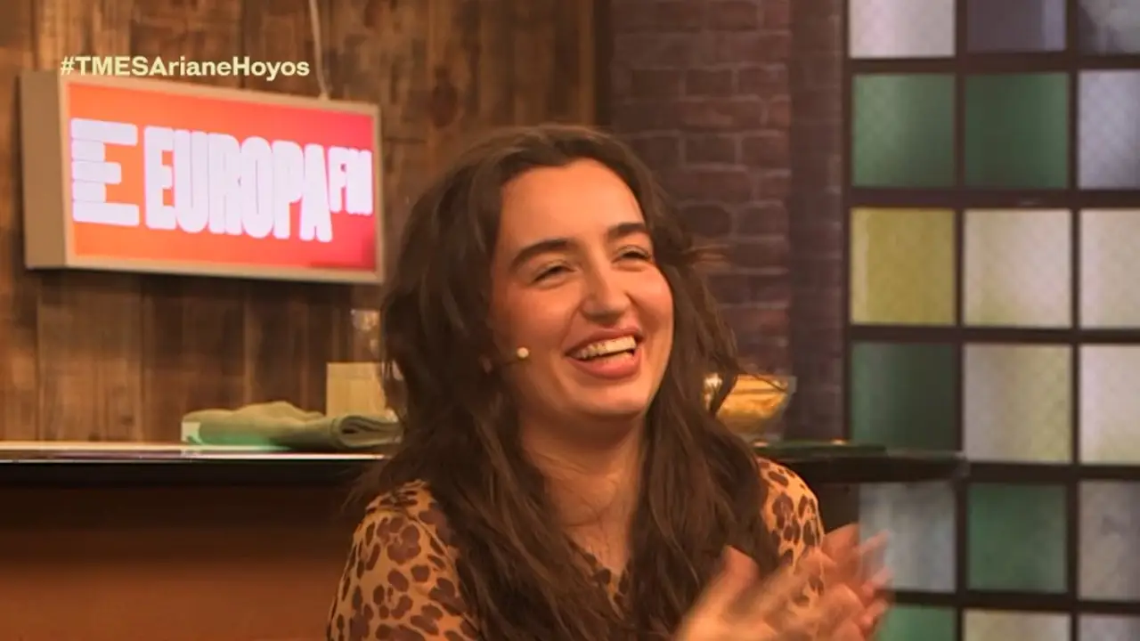ARIANE HOYOS EN TMES ARIANE HOYOS EN TMES