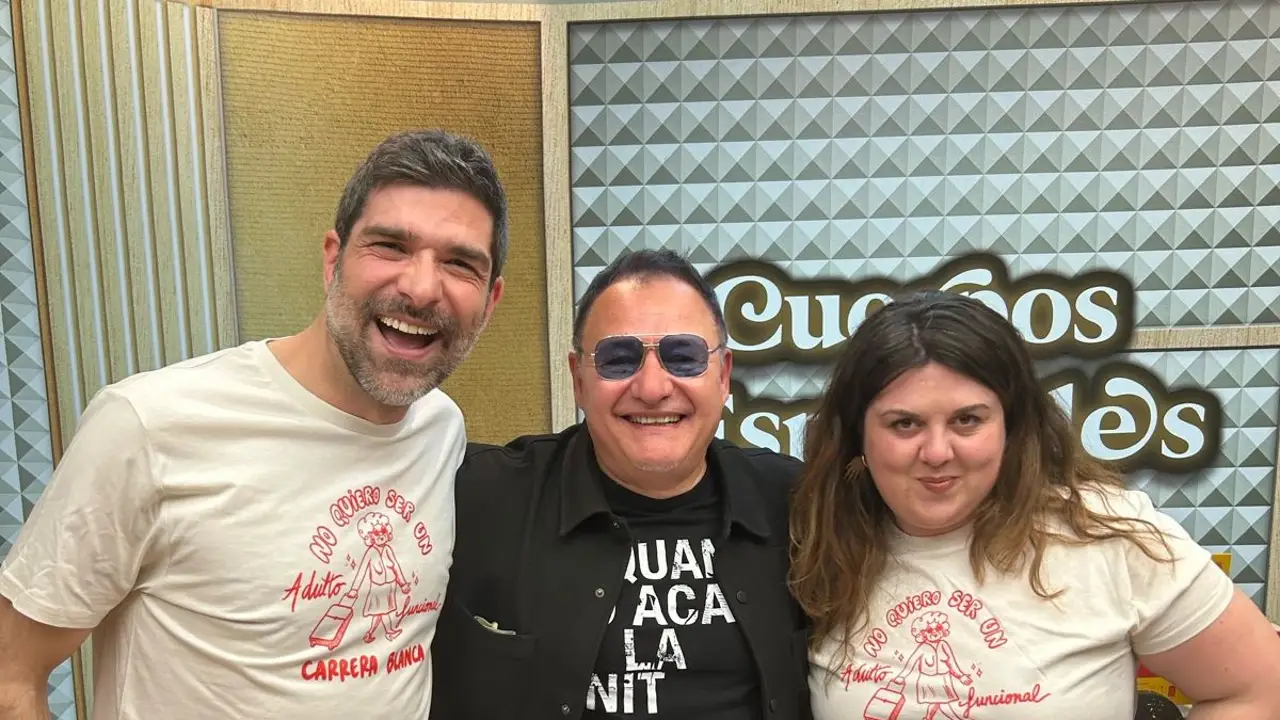 Chimo Bayo con Nacho García y Lalachus en Cuerpos especiales Chimo Bayo con Nacho García y Lalachus en Cuerpos especiales