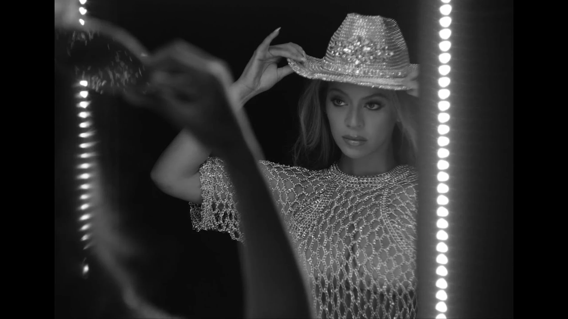 Beyoncé en el visualizer de '16 Carriages'