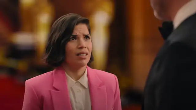 America Ferrara, en la promo de los Oscar 2024.