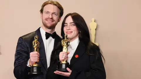 Billie Eilish gana el Premio Oscar a Mejor Canción y pulveriza los récords Billie Eilish gana el Premio Oscar a Mejor Canción y pulveriza los récords